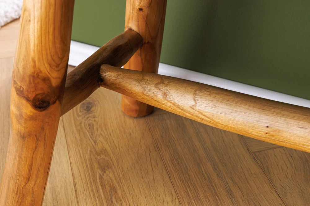 Lavice Root Teak 100